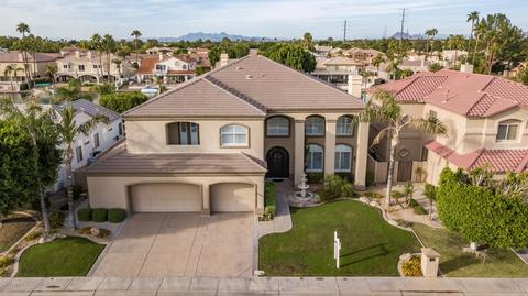 1910 E Willow Tree Ct, Gilbert, AZ 85234 photo 5