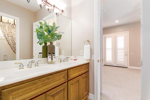 1910 E Willow Tree Ct, Gilbert, AZ 85234 photo 39