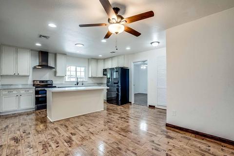 2808 E Laurel Ln, Phoenix, AZ 85028 photo 4