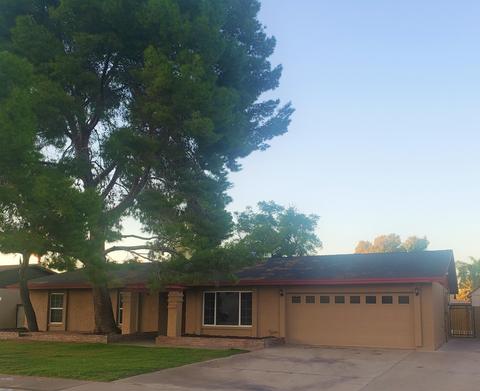 2808 E Laurel Ln, Phoenix, AZ 85028 photo 1