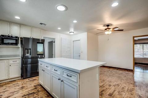 2808 E Laurel Ln, Phoenix, AZ 85028 photo 13