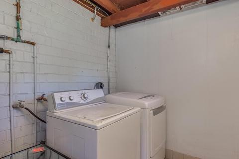 358 E Whitton Ave, Phoenix, AZ 85012 photo 17