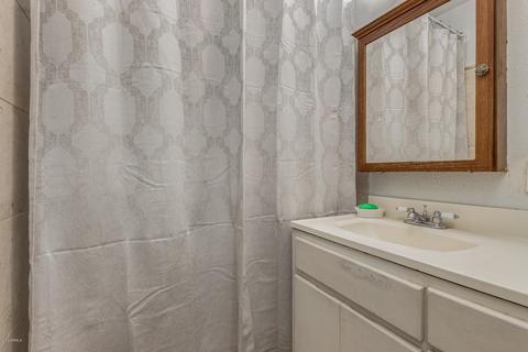 358 E Whitton Ave, Phoenix, AZ 85012 photo 16