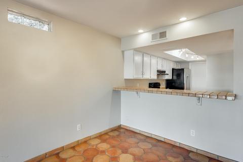 4241 E Sandia St, Phoenix, AZ 85044 photo 9