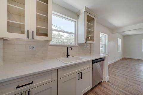314 E Whitton Ave, Phoenix, AZ 85012 photo 8