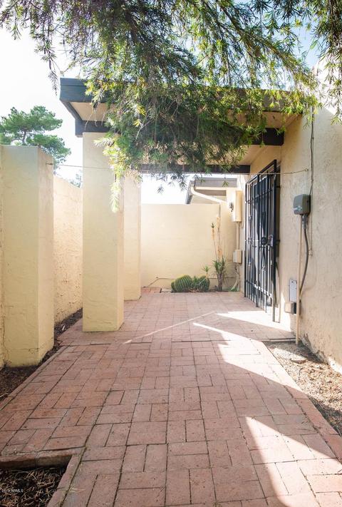 1249 E Palacio Dr, Phoenix, AZ 85014 photo 17