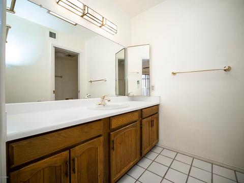 1249 E Palacio Dr, Phoenix, AZ 85014 photo 11