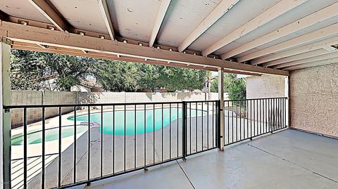 926 W Cooley Dr, Gilbert, AZ 85233 photo 2