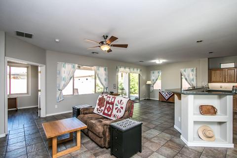 3152 E Peach Tree Dr, Chandler, AZ 85249 photo 3