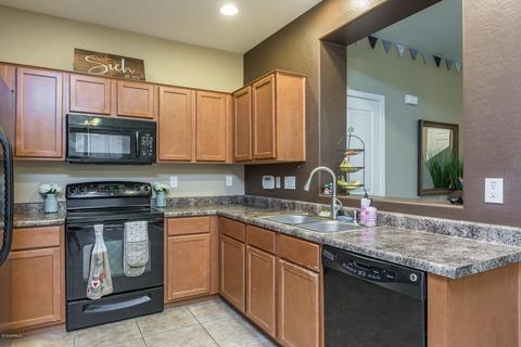 3816 E Trigger Way, Gilbert, AZ 85297 photo 6