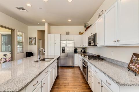 3848 E Stiles Ln, Gilbert, AZ 85295 photo 7