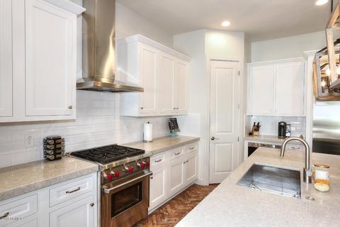 3916 E Mitchell Dr, Phoenix, AZ 85018 photo 8