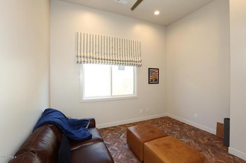 3916 E Mitchell Dr, Phoenix, AZ 85018 photo 12
