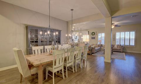 2536 E Tomahawk Ct, Gilbert, AZ 85298 photo 4