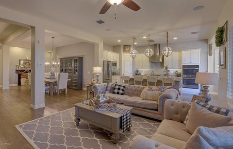 2536 E Tomahawk Ct, Gilbert, AZ 85298 photo 8