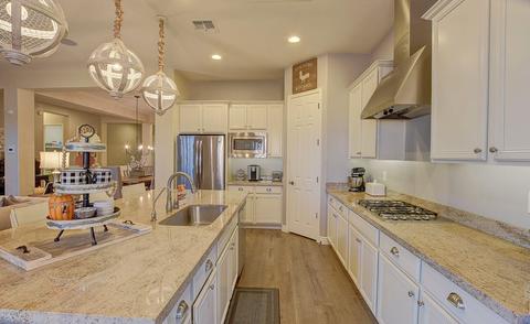 2536 E Tomahawk Ct, Gilbert, AZ 85298 photo 14