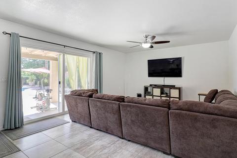 121 Eugie Ave, Phoenix, AZ 85022 photo 13
