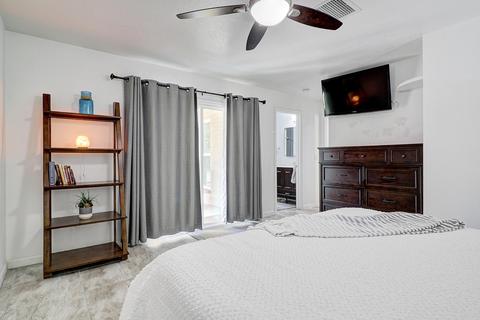 121 Eugie Ave, Phoenix, AZ 85022 photo 25