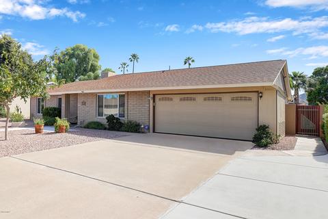 121 Eugie Ave, Phoenix, AZ 85022 photo 1