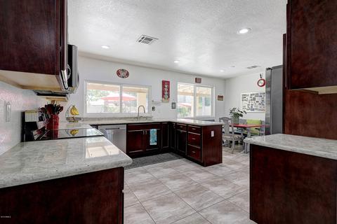 121 Eugie Ave, Phoenix, AZ 85022 photo 8
