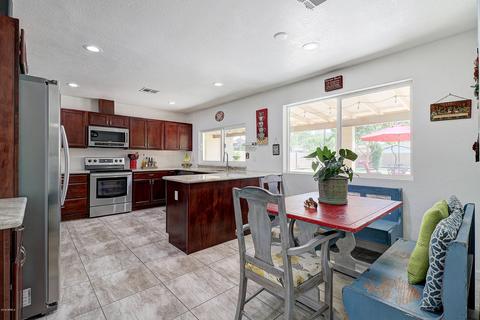 121 Eugie Ave, Phoenix, AZ 85022 photo 12