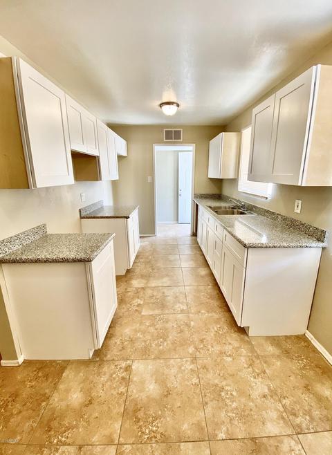3306 W Turney Ave, Phoenix, AZ 85017 photo 8
