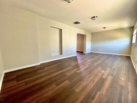 6519 N 35th Dr, Phoenix, AZ 85019 photo 13