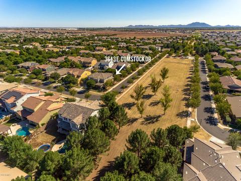 3643 E Comstock Dr, Gilbert, AZ 85296 photo 2