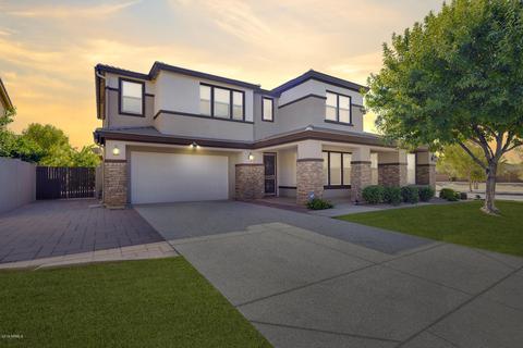 3643 E Comstock Dr, Gilbert, AZ 85296 photo 1