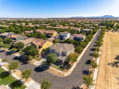 3643 E Comstock Dr, Gilbert, AZ 85296 photo 3