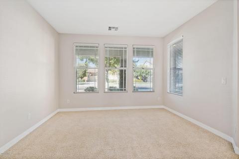 3643 E Comstock Dr, Gilbert, AZ 85296 photo 9