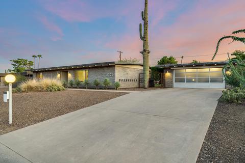 3325 E Turquoise Ave, Phoenix, AZ 85028 photo 1