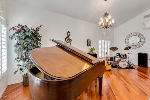 10512 E Diamond Ave, Mesa, AZ 85208 photo 4