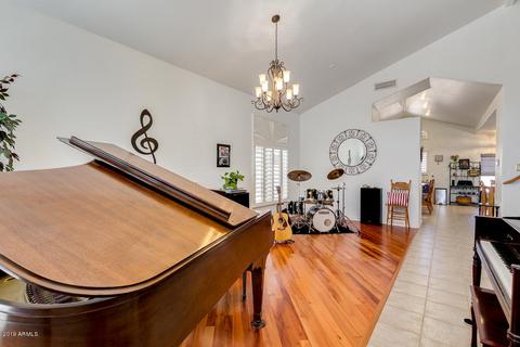 10512 E Diamond Ave, Mesa, AZ 85208 photo 3