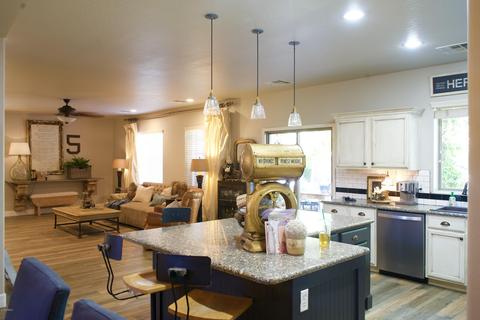 1432 E Indigo St, Gilbert, AZ 85298 photo 4