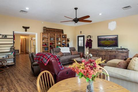 2700 Hooks Way, Overgaard, AZ 85933 photo 8