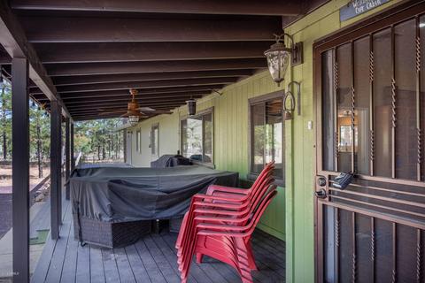 2700 Hooks Way, Overgaard, AZ 85933 photo 22