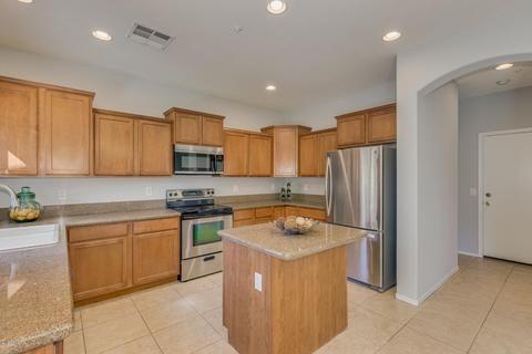 2876 S Marble St, Gilbert, AZ 85295 photo 8