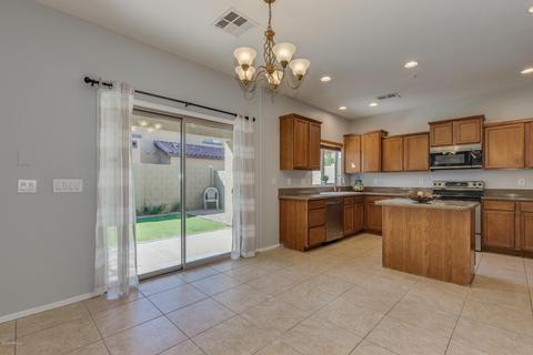 2876 S Marble St, Gilbert, AZ 85295 photo 6