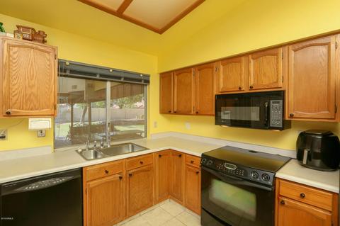 4325 E Waltann Ln, Phoenix, AZ 85032 photo 3
