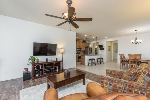 2180 E Flintlock Dr, Gilbert, AZ 85298 photo 2