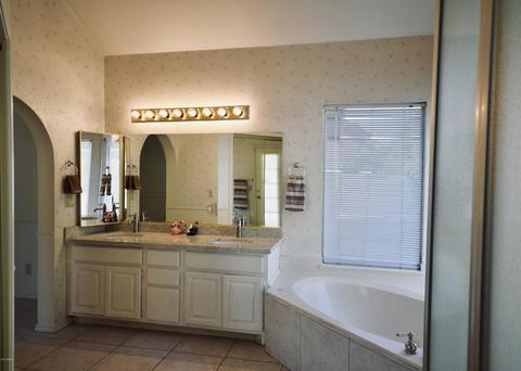 620 W Mesquite St, Gilbert, AZ 85233 photo 13