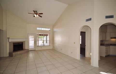 620 W Mesquite St, Gilbert, AZ 85233 photo 2