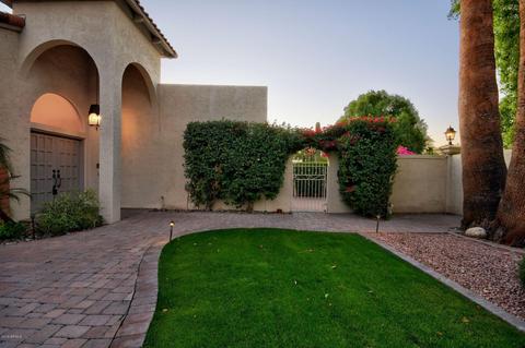 321 E Flynn Ln, Phoenix, AZ 85012 photo 8