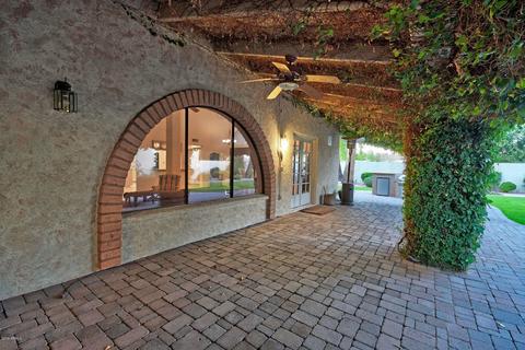 321 E Flynn Ln, Phoenix, AZ 85012 photo 12