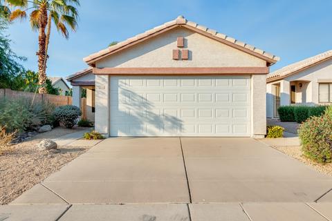 2154 E Crest Ln, Phoenix, AZ 85024 photo 2