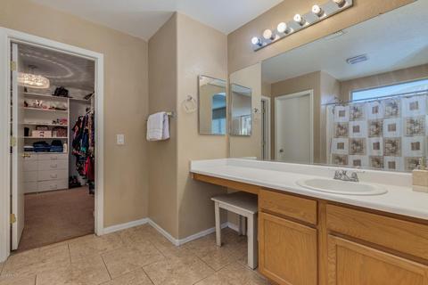 1023 E Grove St, Phoenix, AZ 85040 photo 12