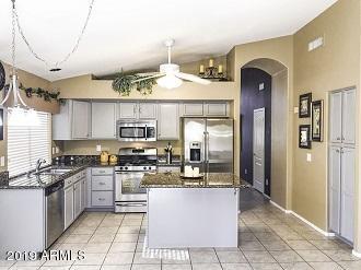 598 E Cathy Dr, Gilbert, AZ 85296 photo 3