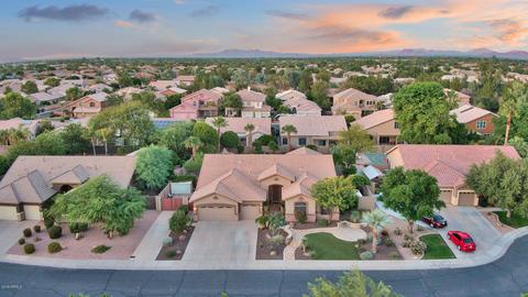 648 E Constitution Dr, Gilbert, AZ 85296 photo 4