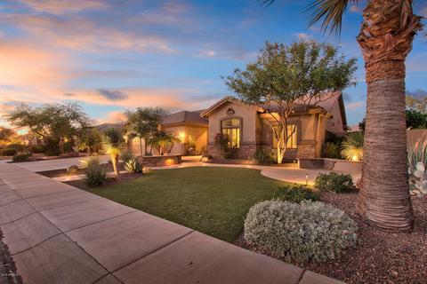 648 E Constitution Dr, Gilbert, AZ 85296 photo 3